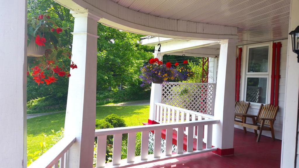 Bancroft Bed & Breakfast Экстерьер фото